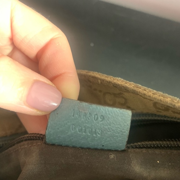 Gucci Tan Shoulder Bag - Picture 4 of 10